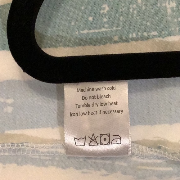 Ninexis Dress - Picture 7 of 7